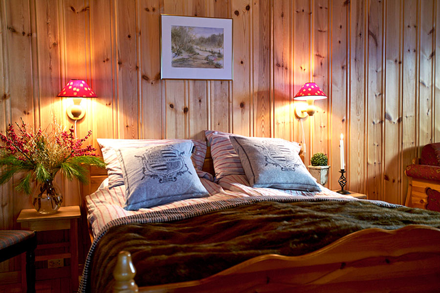  Bedroom with double bed. 